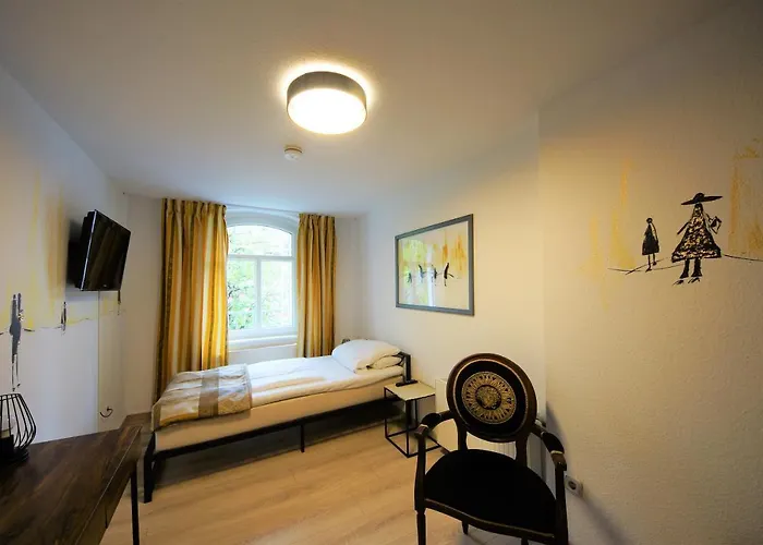 Liebezeit - Ehemals 3*